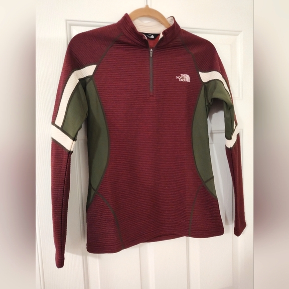 The North Face Tops - North Face women's quarter zip pullover, maroon green and white, size 90/medium